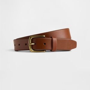 NWOT GAP Brown Leather Belt with Gold Buckle